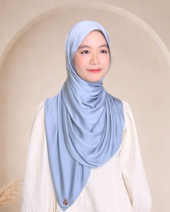 Elysia Shawl